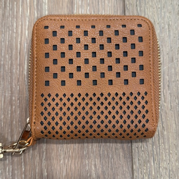 Cute Wrist Wallet with Handle Gently Used - Picture 3 of 5